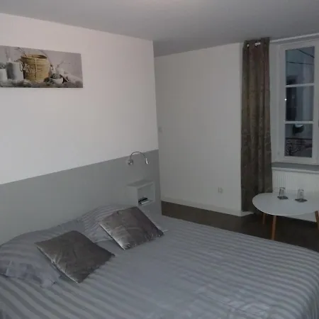 Nocleg ze śniadaniem Le Bouddha Besse-et-Saint-Anastaise