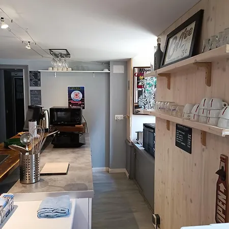 Le Bouddha Bed & Breakfast Besse-et-Saint-Anastaise