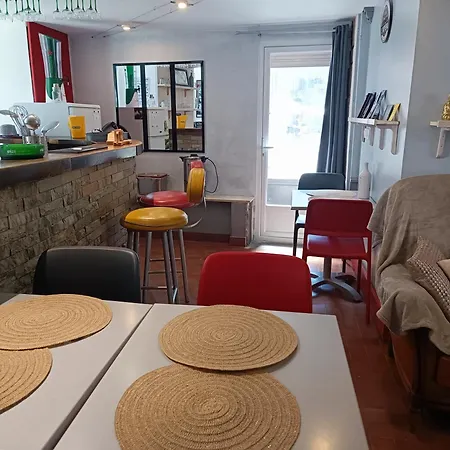 Le Bouddha Bed & Breakfast Besse-et-Saint-Anastaise