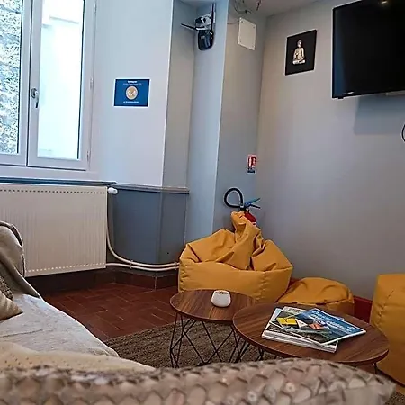 Le Bouddha 3* Besse-et-Saint-Anastaise